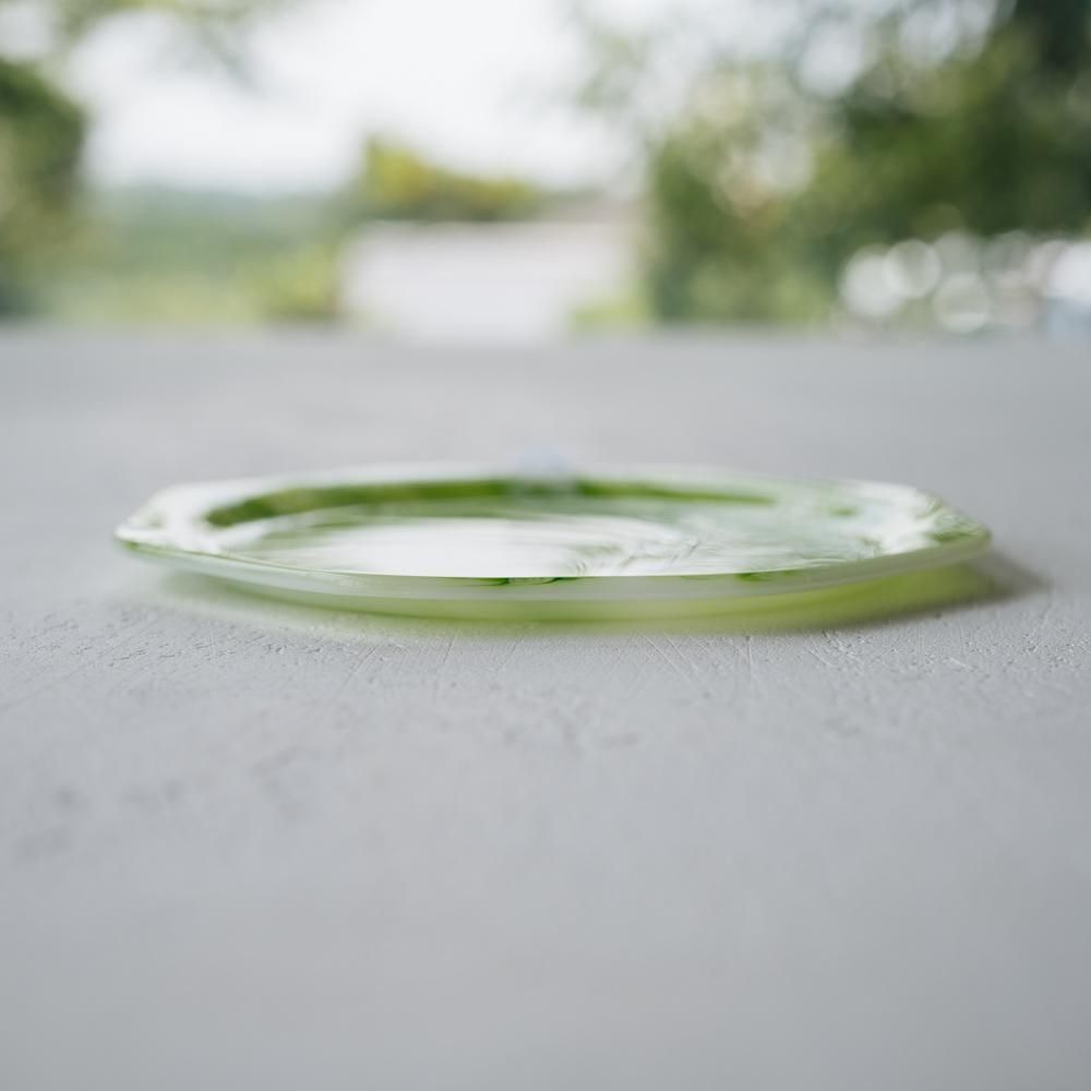 (2025年7月) 【1点もの】etrak glass　 八角形マーブルプレート（グリーン）　e3-4<img class='new_mark_img2' src='https://img.shop-pro.jp/img/new/icons1.gif' style='border:none;display:inline;margin:0px;padding:0px;width:auto;' />