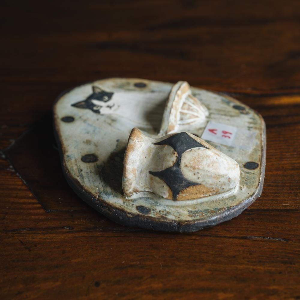 （2025年7月）acnepotterystudio　壁掛けねこの一輪挿し　A39<img class='new_mark_img2' src='https://img.shop-pro.jp/img/new/icons1.gif' style='border:none;display:inline;margin:0px;padding:0px;width:auto;' />