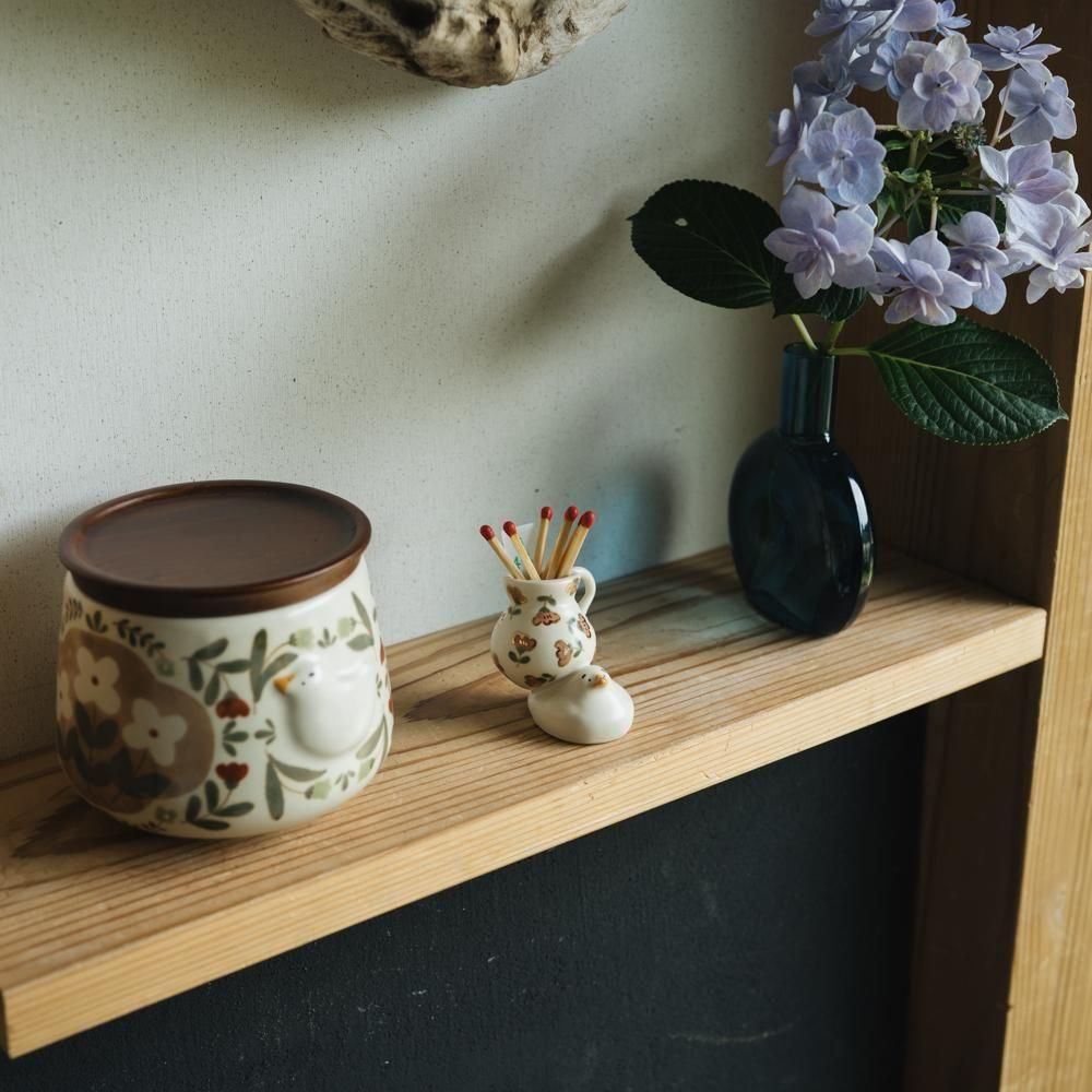 <img class='new_mark_img1' src='https://img.shop-pro.jp/img/new/icons1.gif' style='border:none;display:inline;margin:0px;padding:0px;width:auto;' />（2025年7月）荒井彩乃【1点もの】壺持ちアヒルA　あ4-6