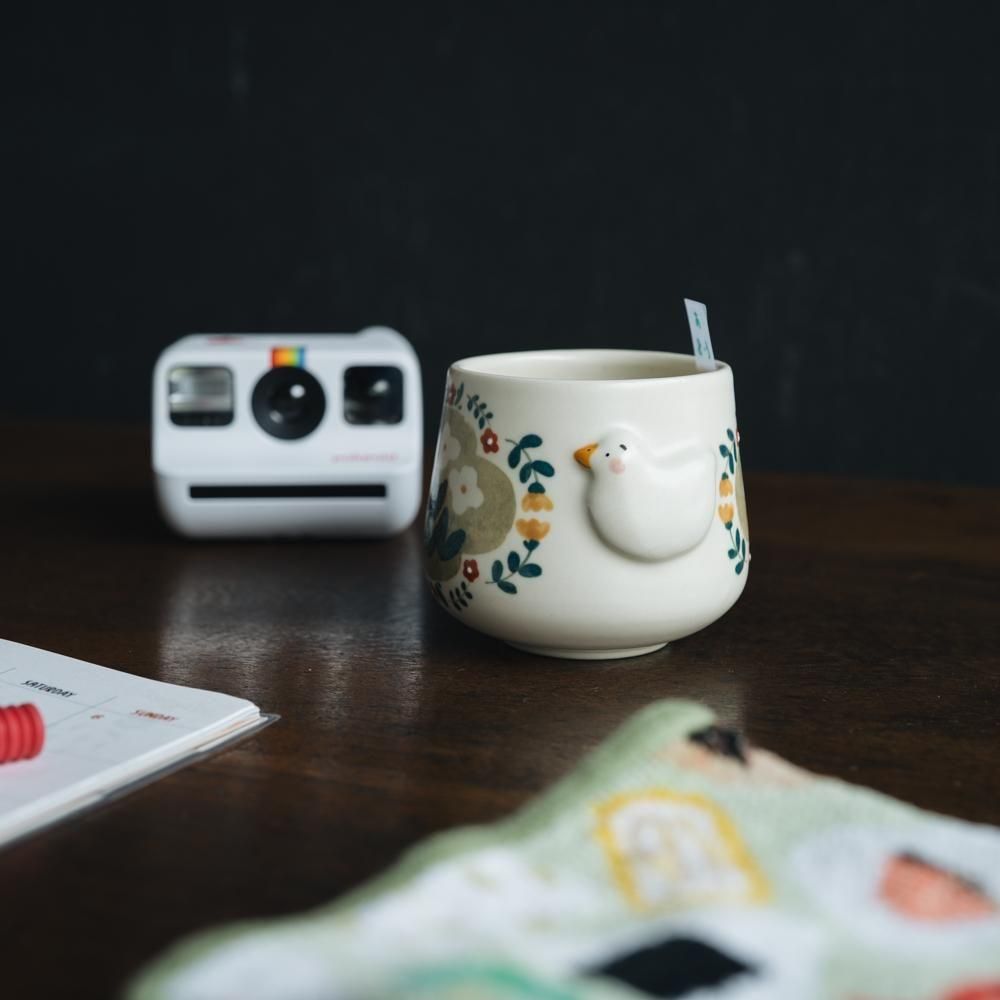 <img class='new_mark_img1' src='https://img.shop-pro.jp/img/new/icons1.gif' style='border:none;display:inline;margin:0px;padding:0px;width:auto;' />（2025年7月）荒井彩乃【1点もの】レリーフアヒルのカップ　あ8-3