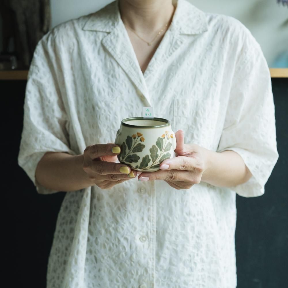 <img class='new_mark_img1' src='https://img.shop-pro.jp/img/new/icons1.gif' style='border:none;display:inline;margin:0px;padding:0px;width:auto;' />（2025年7月）荒井彩乃【1点もの】レリーフアヒルのカップ　あ8-8