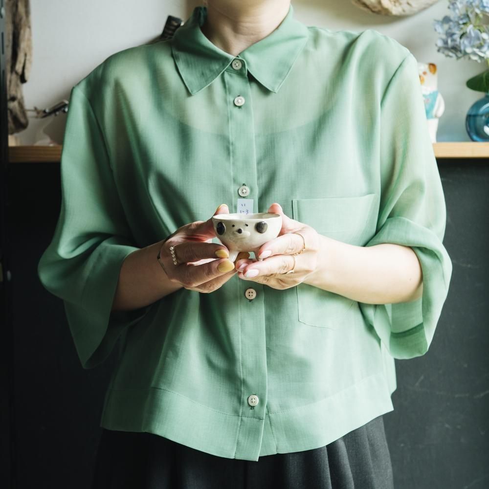 （2025年7月）【1点もの】岩佐悠子　犬のおちょこ　い1-3<img class='new_mark_img2' src='https://img.shop-pro.jp/img/new/icons1.gif' style='border:none;display:inline;margin:0px;padding:0px;width:auto;' />