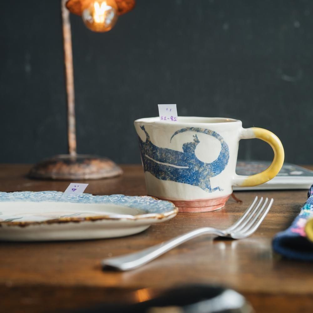 （2025年7月）【1点もの】岩佐悠子　ひらがな高台マグ　い28-22