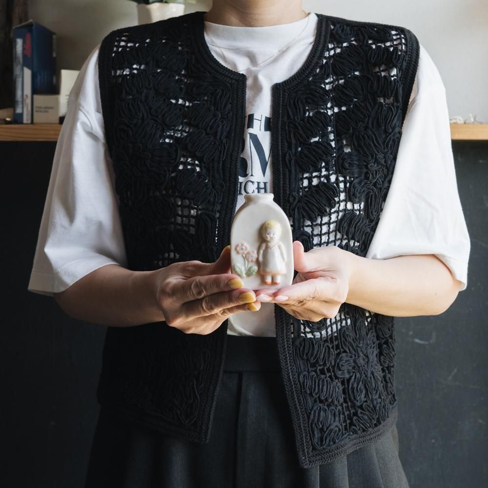 （2025年7月）【1点もの】すずらんまーち　花と女の子の一輪挿し　ス6