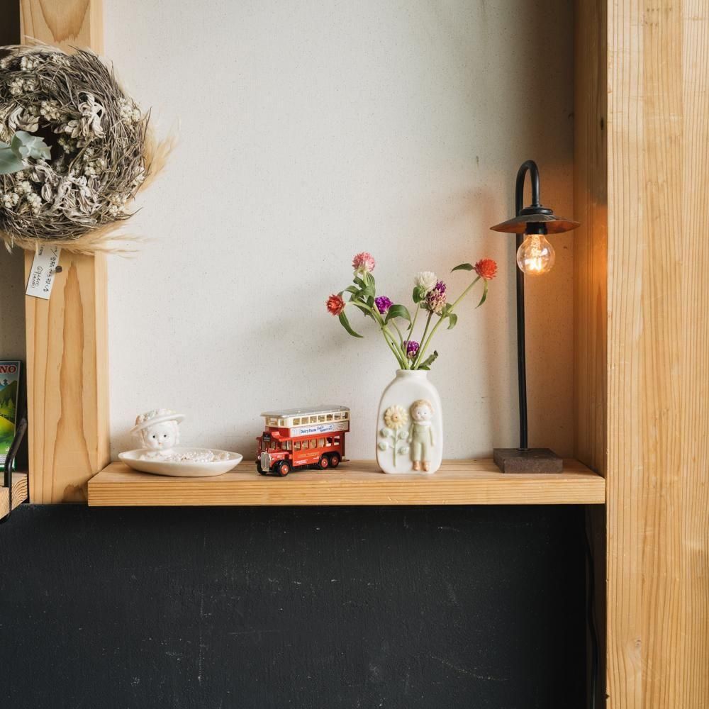 （2025年7月）【1点もの】すずらんまーち　ひまわりと男の子の一輪挿し　ス7