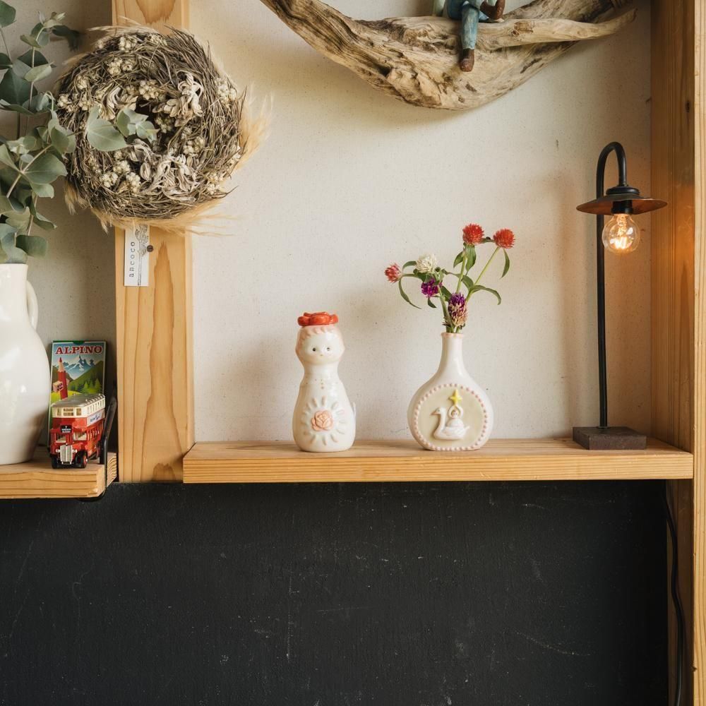 （2025年7月）【1点もの】すずらんまーち　バラ少女の一輪挿し　ス35