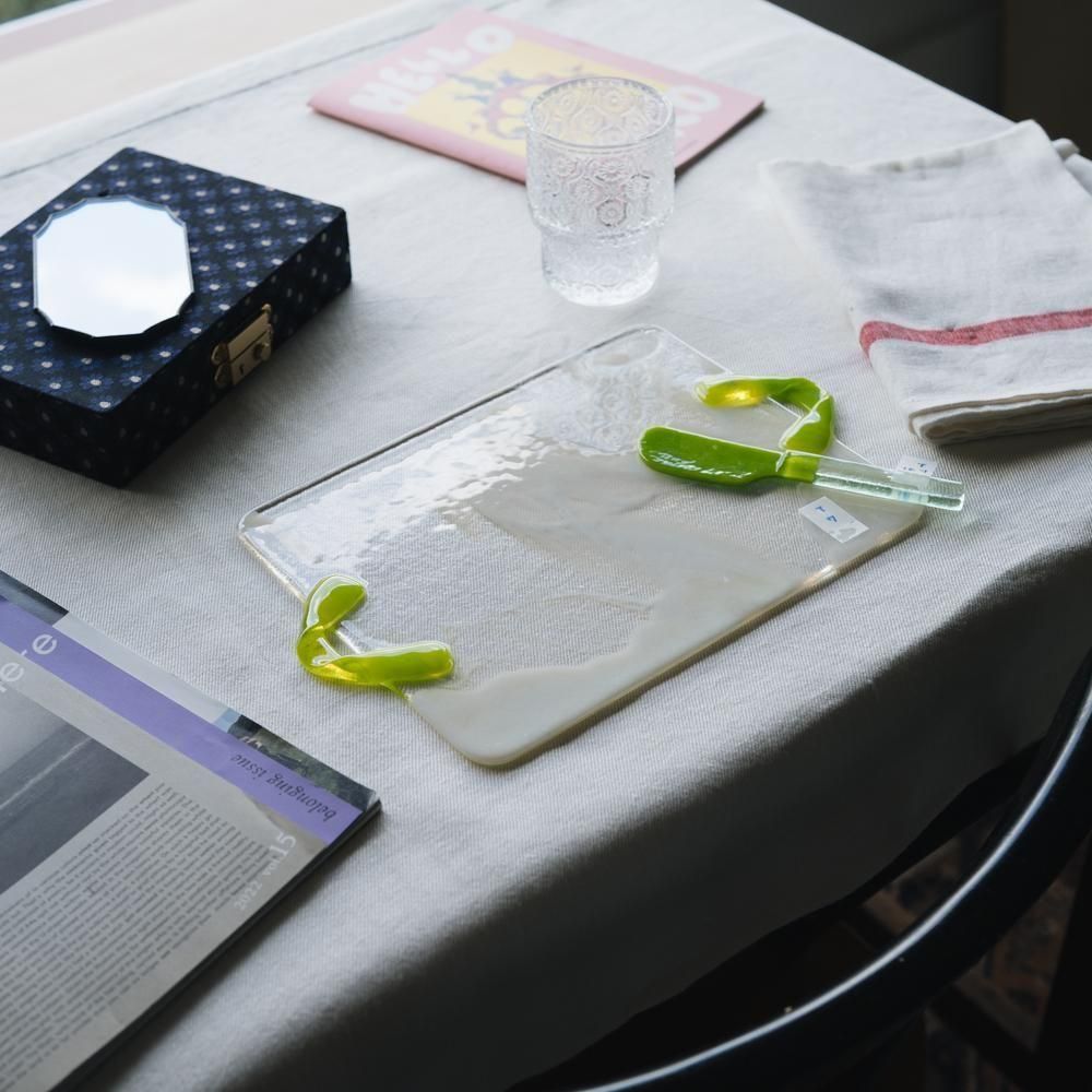 （2025年7月）【1点もの】天気雨　リボントレーL　て7