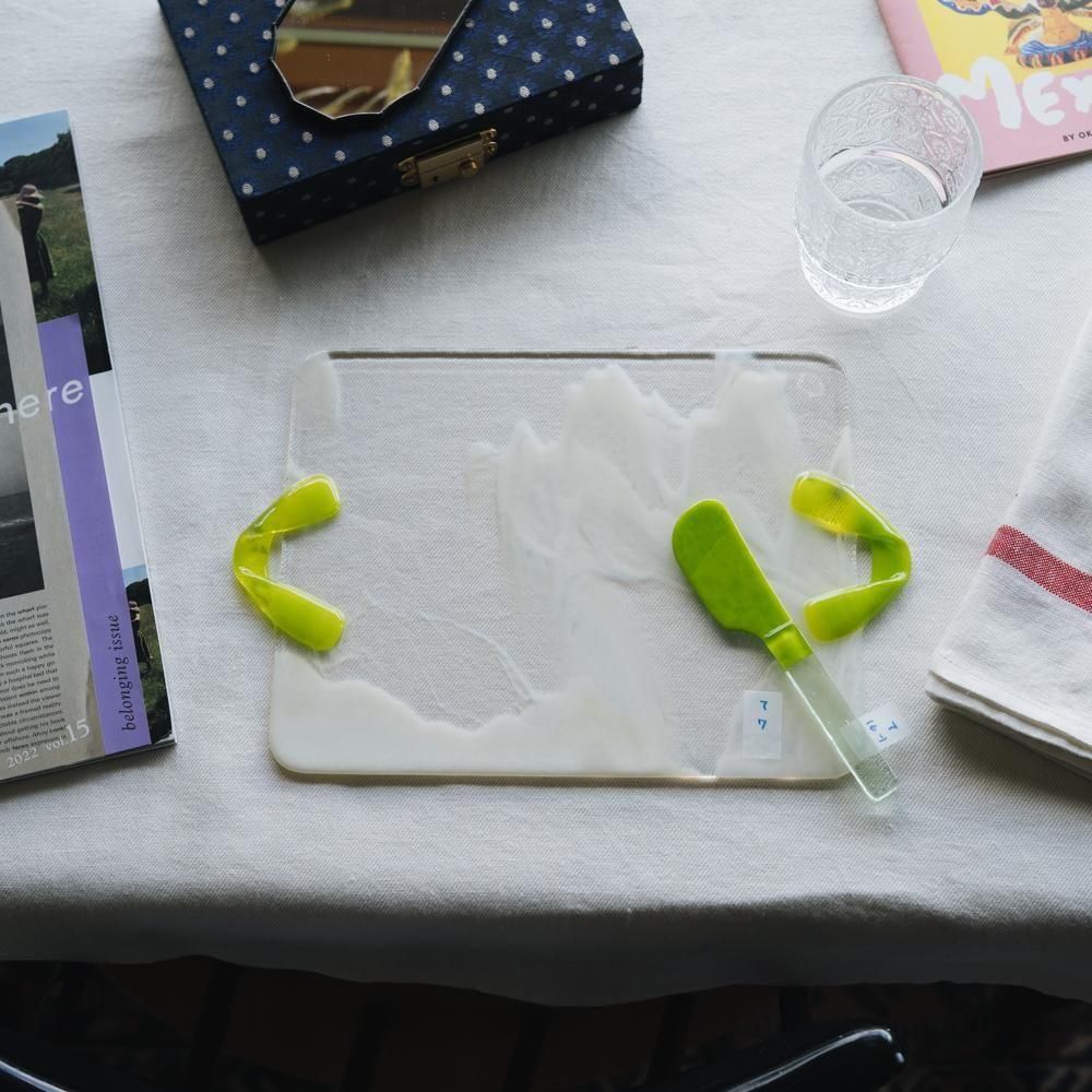 （2025年7月）【1点もの】天気雨　リボントレーL　て7