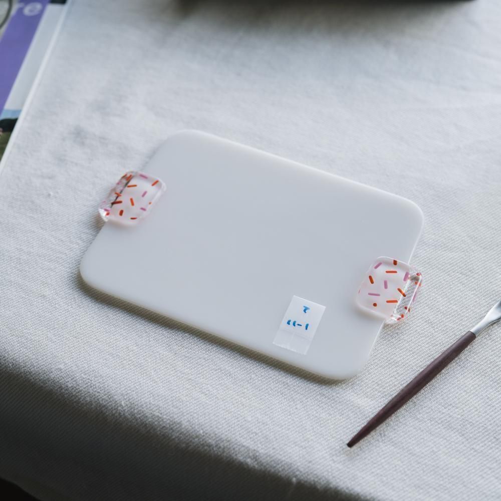 （2025年7月）【1点もの】天気雨　おやつトレーS　て11-1