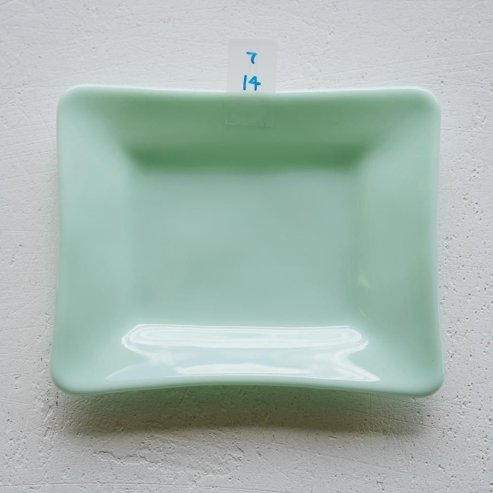 （2025年7月）【1点もの】天気雨　角皿　て14