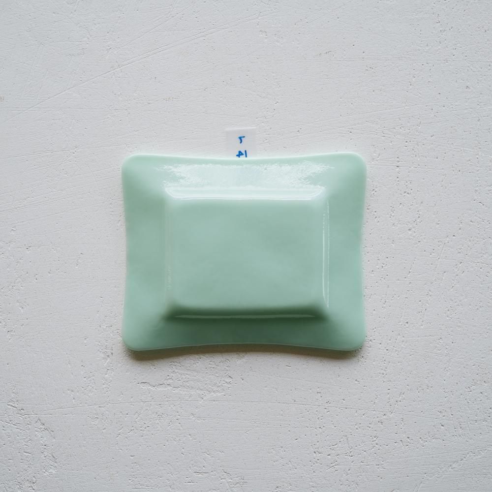 （2025年7月）【1点もの】天気雨　角皿　て14