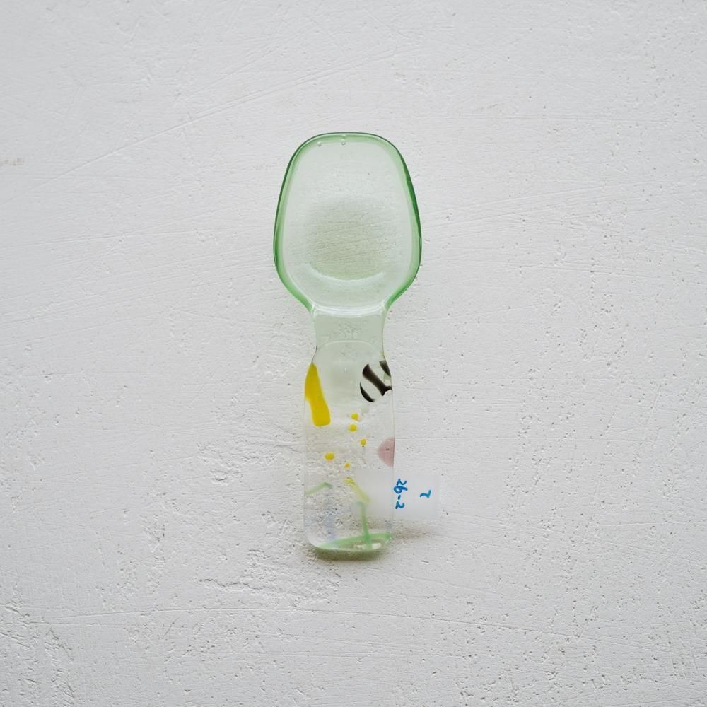 天気雨　お皿とバターナイフ 天気雨 - 作家さんの器と暮らしにまつわる道具のお店｜イロドリ