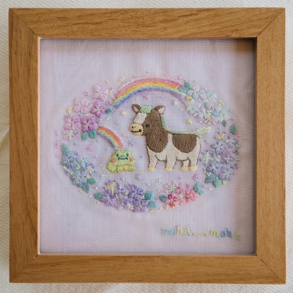 （2025年7月）【1点もの】moha._.moha　馬とカエルと紫陽花刺繍額　も6
