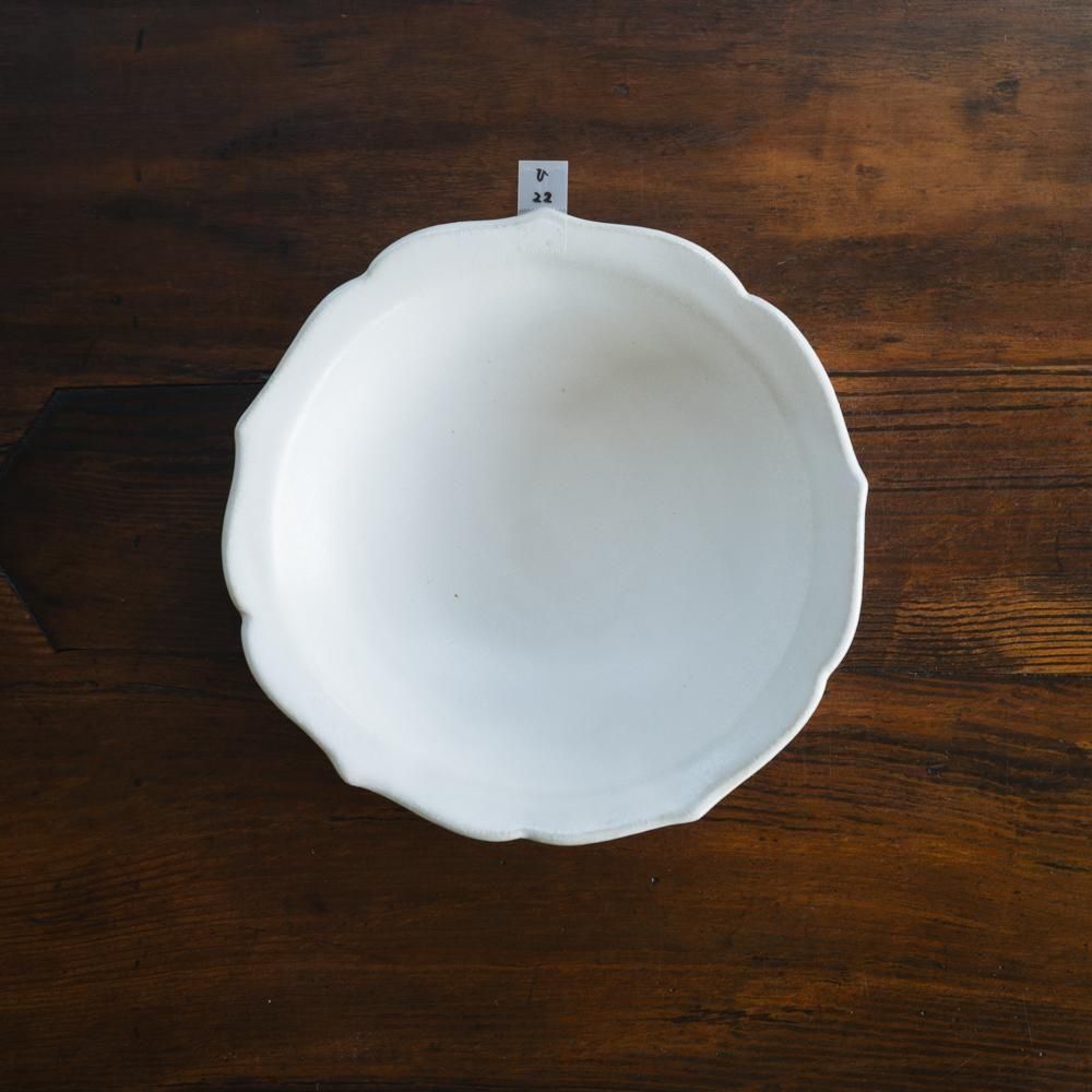 広瀬佳子さん　大皿　グレー　直径約26㎝　新品未使用品 個展のお知らせです。 広瀬佳子陶展 @si1si1wu3 2024.4.3〜4.20