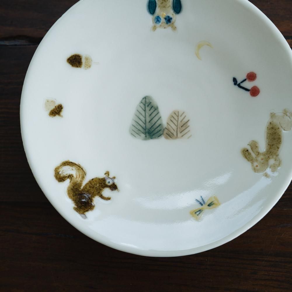 torobi. ラッコ　お皿　作家もの　リス　うたたねきつね　日本作家 torobi. ラッコ お皿 作家もの リス うたたねきつね 日本作家