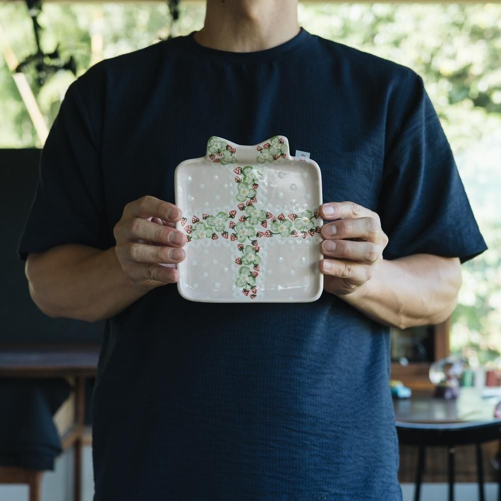 レア‼️ポーリッシュポタリー好きさんに ハリネズミお皿 4枚セット 三浦愛子作 レア‼️ポーリッシュポタリー好きさんに ハリネズミお皿 4枚