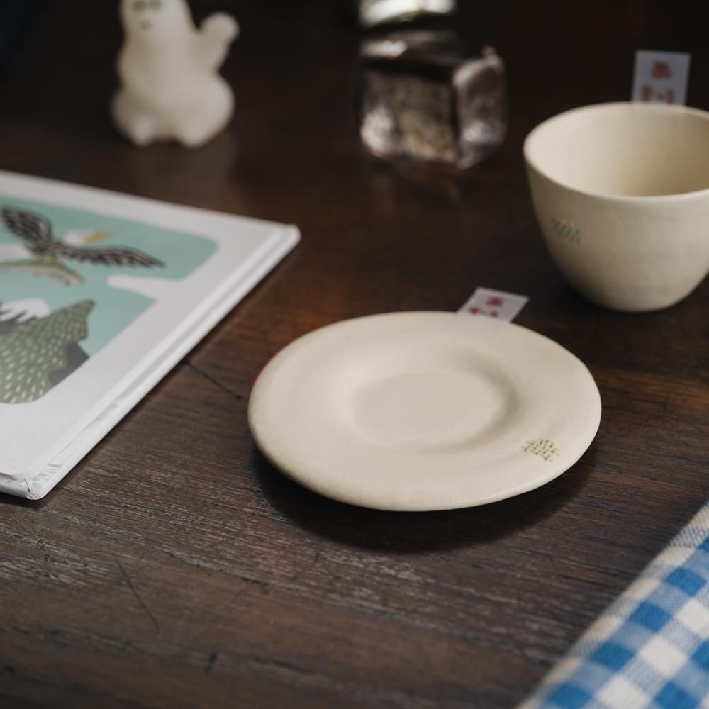 2025ǯ12ˡ1Ρ۹ҡpetit tea saucer9-2<img class='new_mark_img2' src='https://img.shop-pro.jp/img/new/icons1.gif' style='border:none;display:inline;margin:0px;padding:0px;width:auto;' />