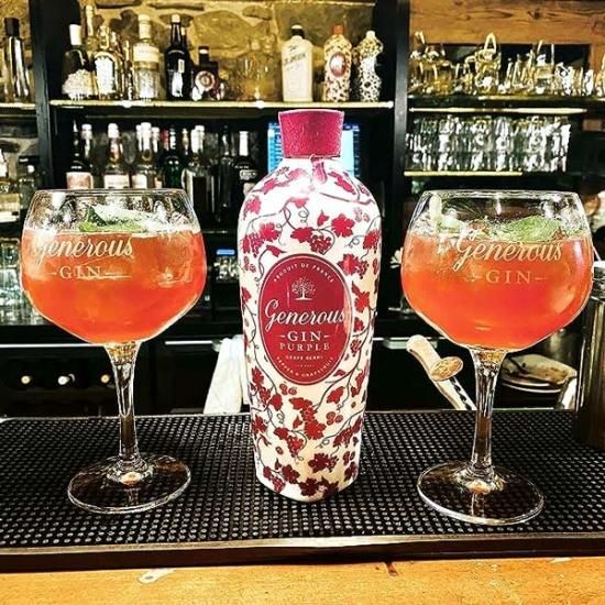 ジェネラス ジン パープル 44° 700ml | 酒のいろは | 日本酒