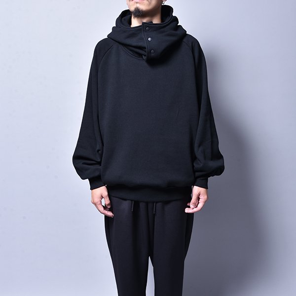 <img class='new_mark_img1' src='https://img.shop-pro.jp/img/new/icons16.gif' style='border:none;display:inline;margin:0px;padding:0px;width:auto;' />rin / Big Neck Hoodie Black