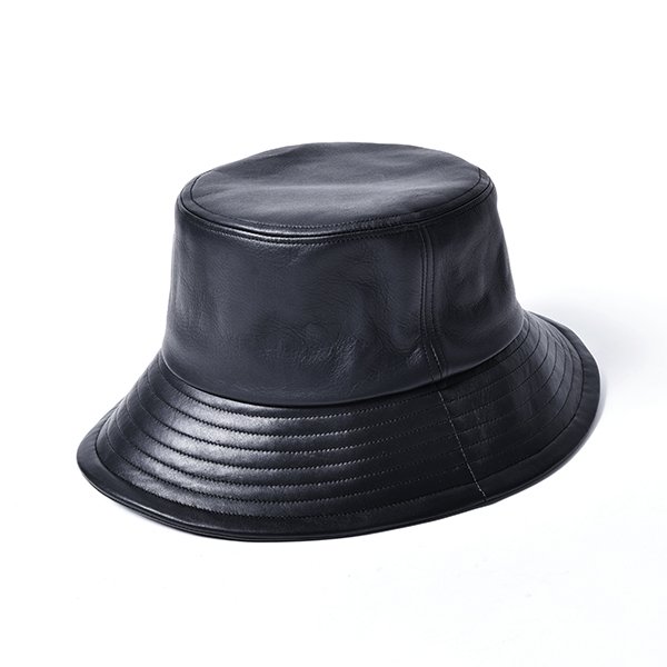 <img class='new_mark_img1' src='https://img.shop-pro.jp/img/new/icons16.gif' style='border:none;display:inline;margin:0px;padding:0px;width:auto;' />rin / All Leather Bucket Hats BK