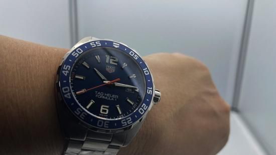 (E)　美品　タグホイヤー TAG HEUER WAZ1010 フォーミュラ1 タグ・ホイヤー TAG HEUER WAZ1010.BA0842 フォーミュラ1 デイト