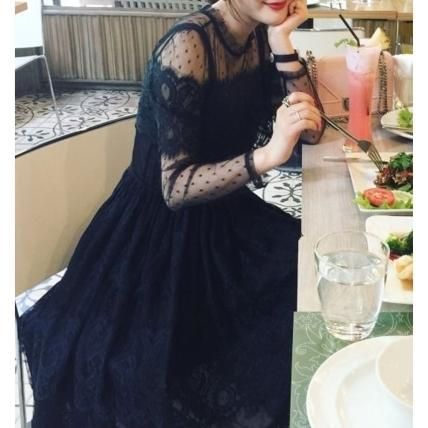 リゾート ワンピース 結婚式 ミモレ丈 長袖 ドレス 黒 レース シースルー リゾートワンピース 通販 ドレスバケーション マキシ丈からミニまで ハワイ旅行に