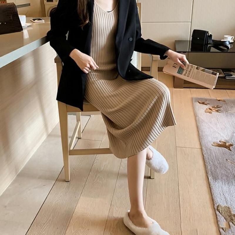 大人カジュアルな春夏スタイル シンプルかわいいリブニットの