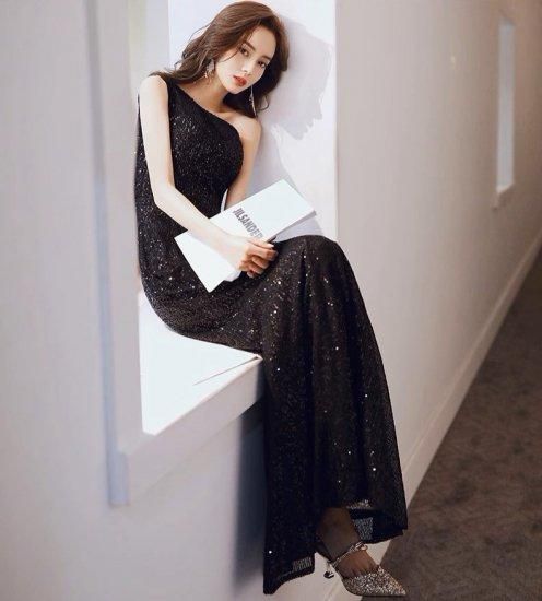 ワンショルダーのマキシ丈スパンコールドレス ワンピース 黒 XS