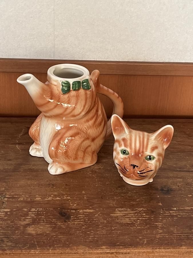 猫の型のティーポットTony Wood - アンティークとテディベアの店 猫の型のティーポットTony Wood - アンティークとテディベアの店