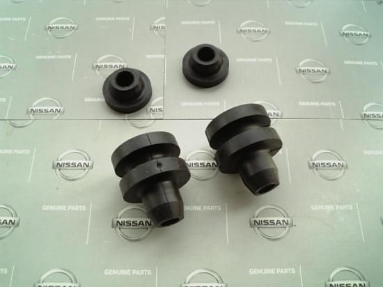 日産純正 Z33 フェアレディZ ラジエターマウントラバーセット FAIRLADY