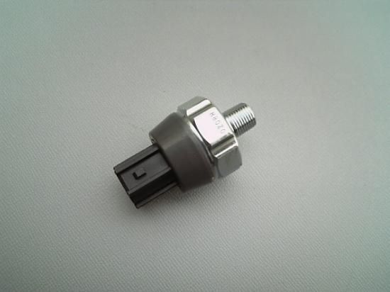 日産純正 S15 シルビア H12.11～ オイルプレッシャースイッチB SILVIA