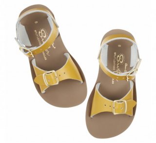 <img class='new_mark_img1' src='https://img.shop-pro.jp/img/new/icons14.gif' style='border:none;display:inline;margin:0px;padding:0px;width:auto;' />SALTWATER SANDALS   Surfer / mustard.   7(15.1cm). 8(15.7cm)