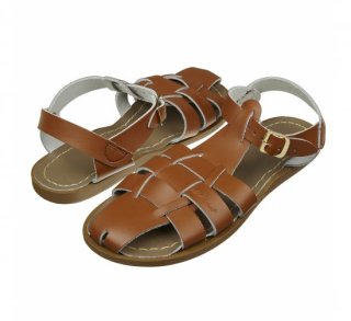 <img class='new_mark_img1' src='https://img.shop-pro.jp/img/new/icons14.gif' style='border:none;display:inline;margin:0px;padding:0px;width:auto;' />SALTWATER SANDALS   Shark original  youth~adult / tan. 