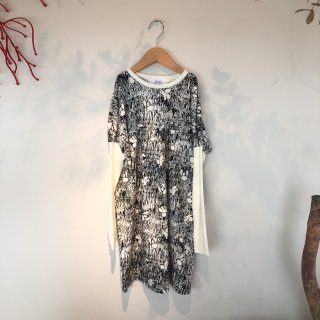 <img class='new_mark_img1' src='https://img.shop-pro.jp/img/new/icons14.gif' style='border:none;display:inline;margin:0px;padding:0px;width:auto;' />folk made  poodle print jersey dress / white print  Lサイズ　last one!
