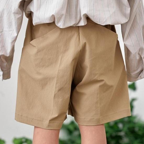 MOUN TEN. Re-nylon half pants / beige
