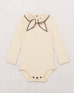 <img class='new_mark_img1' src='https://img.shop-pro.jp/img/new/icons14.gif' style='border:none;display:inline;margin:0px;padding:0px;width:auto;' /> MISHA&PUFF  scout onesie /  string