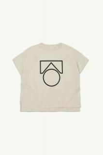 <img class='new_mark_img1' src='https://img.shop-pro.jp/img/new/icons14.gif' style='border:none;display:inline;margin:0px;padding:0px;width:auto;' />main story Oversized Tee /  Lily Logo