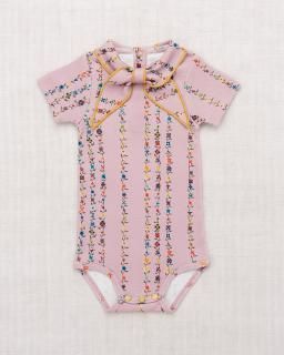 <img class='new_mark_img1' src='https://img.shop-pro.jp/img/new/icons14.gif' style='border:none;display:inline;margin:0px;padding:0px;width:auto;' /> MISHA&PUFF Short Sleeve Scout Onesie /  Plum Petal Little Botanica