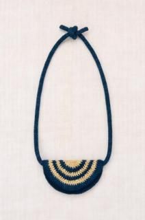 <img class='new_mark_img1' src='https://img.shop-pro.jp/img/new/icons14.gif' style='border:none;display:inline;margin:0px;padding:0px;width:auto;' />MISHA&PUFF  Crochet Half Moon Belt Bag / Celestial