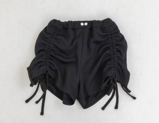 <img class='new_mark_img1' src='https://img.shop-pro.jp/img/new/icons14.gif' style='border:none;display:inline;margin:0px;padding:0px;width:auto;' />folkmade  slide short pants / black
