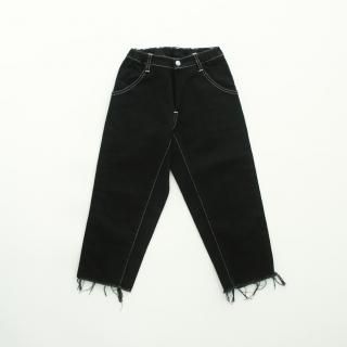 <img class='new_mark_img1' src='https://img.shop-pro.jp/img/new/icons14.gif' style='border:none;display:inline;margin:0px;padding:0px;width:auto;' />MOUN TEN.  wide cropped jeans (organic cotton) / black		