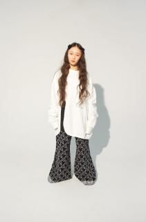 <img class='new_mark_img1' src='https://img.shop-pro.jp/img/new/icons14.gif' style='border:none;display:inline;margin:0px;padding:0px;width:auto;' />UNIONINI   slit sweat shirt  / white  1(165cm) last one!
