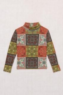 <img class='new_mark_img1' src='https://img.shop-pro.jp/img/new/icons14.gif' style='border:none;display:inline;margin:0px;padding:0px;width:auto;' /> MISHA&PUFF  Turtleneck / Chili Spice Cross Stitch
