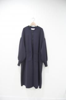 <img class='new_mark_img1' src='https://img.shop-pro.jp/img/new/icons14.gif' style='border:none;display:inline;margin:0px;padding:0px;width:auto;' />UNIONINI   puff sleeved long coat  / navy  M(165cm) 