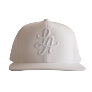 Essential Signature LA Snapback