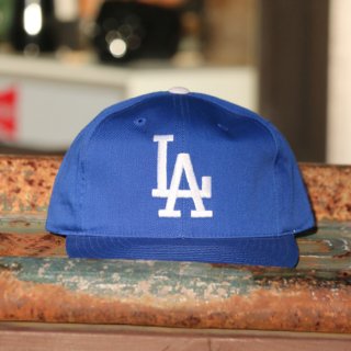 90s LA DODGERS CAP<img class='new_mark_img2' src='https://img.shop-pro.jp/img/new/icons5.gif' style='border:none;display:inline;margin:0px;padding:0px;width:auto;' />
