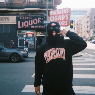 BIG TENDERLOIN ARCH HOODIE