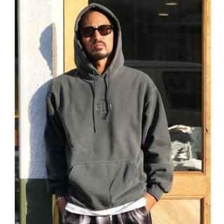 PIGMENT HOODIE<img class='new_mark_img2' src='https://img.shop-pro.jp/img/new/icons5.gif' style='border:none;display:inline;margin:0px;padding:0px;width:auto;' />