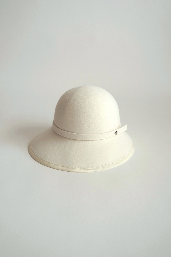 Pois E ポイズ・エ(ポイゼ poise)折りたたみハット PATH white Pois E ポイズ・エ(ポイゼ poise)折りたたみハット PATH white