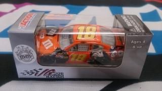 Kyle Busch #18 M&M's Halloween 2012 Camry (1:64 Action)